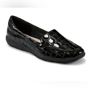 Black Patent Croc-Embossed Women's Slip-On Loafer Size 11 Wide